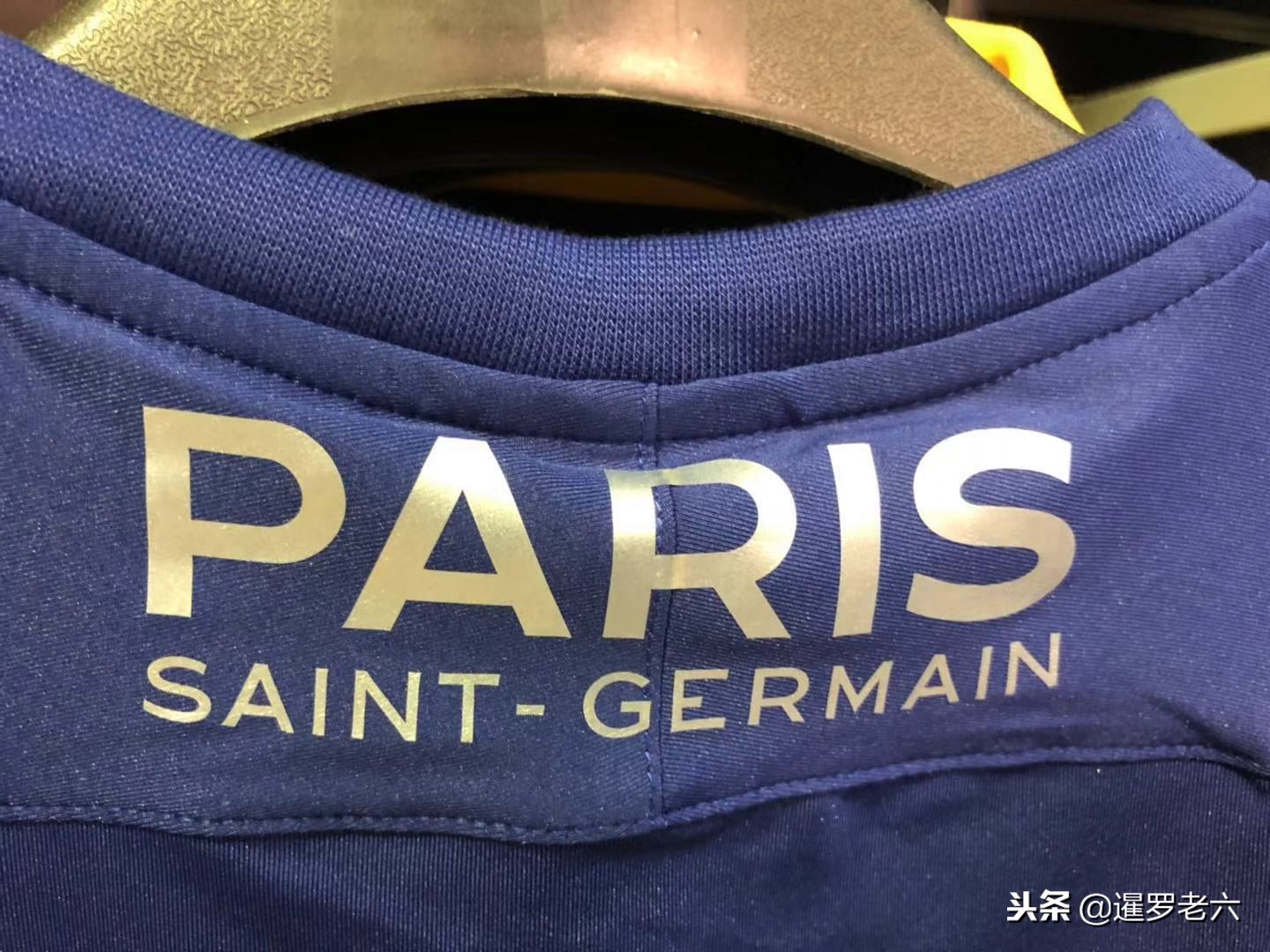 出的游泳运